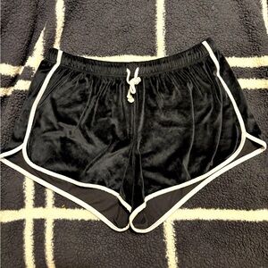 SO Black Velvet Lounge Life Shorts in size XL